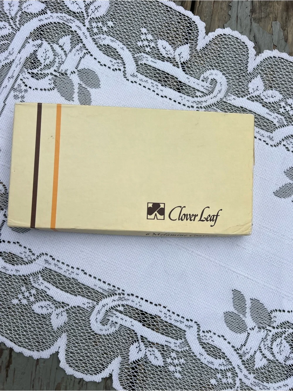 Vintage-Inspired Coaster Set in Cream and Brown - Unbranded